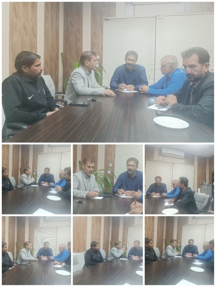 جلسه شورای عالی برنامه و بودجه و عمران شهرداری با حضور اعضای شورای اسلامی شهر قطب آباد و شهردار قطب آباد در ساختمان شهرداری برگزار گردید.