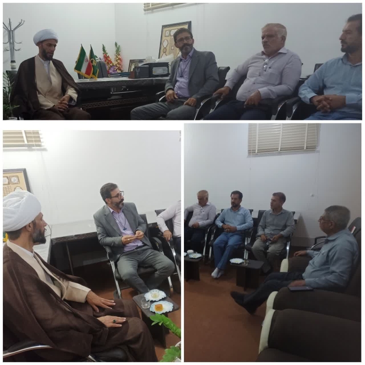 دیدار شهردار محترم شهر قطب آباد به همراه جمعی از بزرگان و مسئولین بخش کردیان ، بخشدار محترم بخش کردیان و فرمانده جدید حوزه بسیج با فرمانده حوزه انتظامی بخش کردیان به مناسبت هفته نیروی انتظامی پس از تودیع و معارفه فرمانده حوزه بسیج امام حسین قطب آباد. 